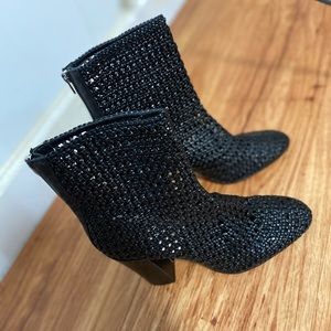 Black dolce vita boots
